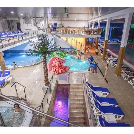 Garni Hollywoodland Wellness & Aquapark 4*