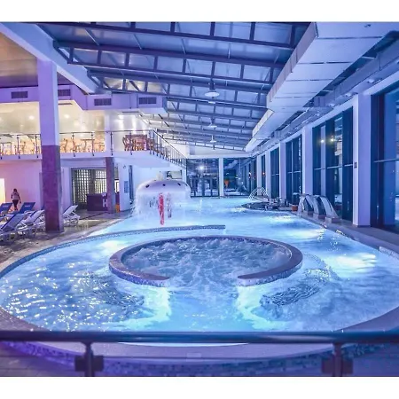 Garni Hollywoodland Wellness & Aquapark Belgrado