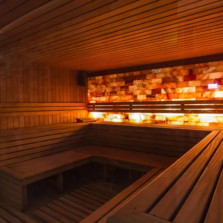 Hotel Garni Hollywoodland Wellness & Aquapark Belgrade