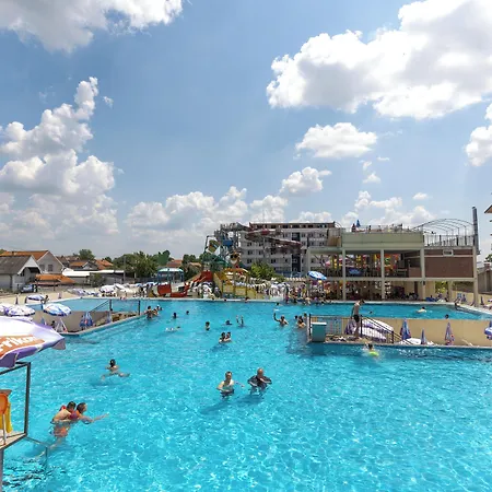 Garni Hollywoodland Wellness & Aquapark Belgrade
