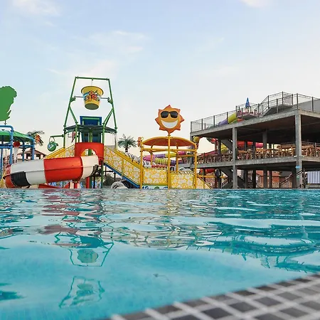 Garni Hollywoodland Wellness & Aquapark