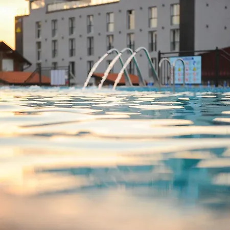 Отель Garni Hollywoodland Wellness & Aquapark Белград