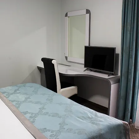 Garni Hollywoodland Wellness & Aquapark 4*