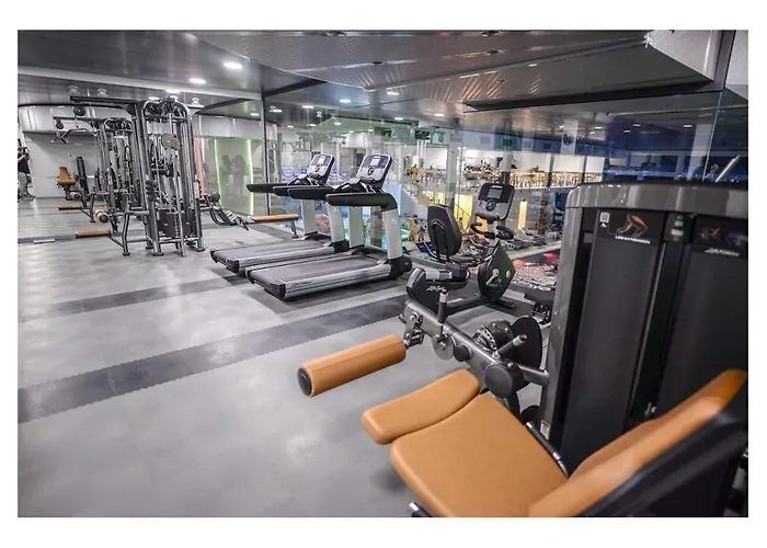 Hotel Garni Hollywoodland Wellness & Aquapark Belgrade