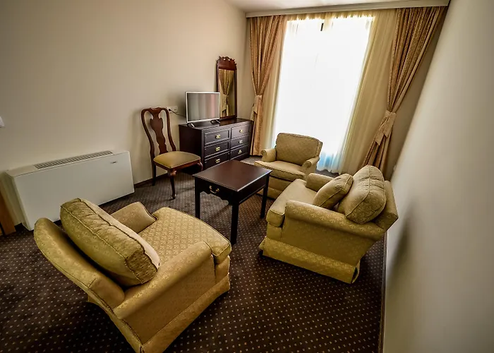 Hotel Garni Hollywoodland Wellness & Aquapark 4*