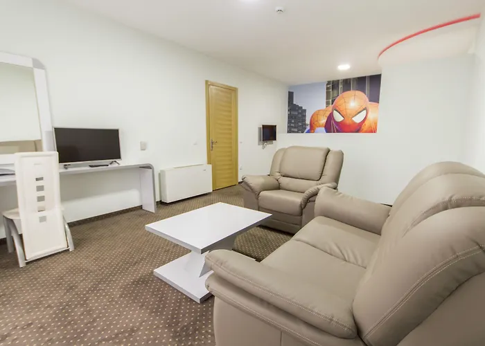 Hotel Garni Hollywoodland Wellness & Aquapark