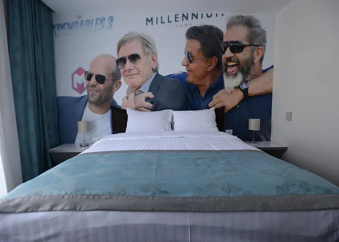 Garni Hollywoodland Wellness & Aquapark Belgrado