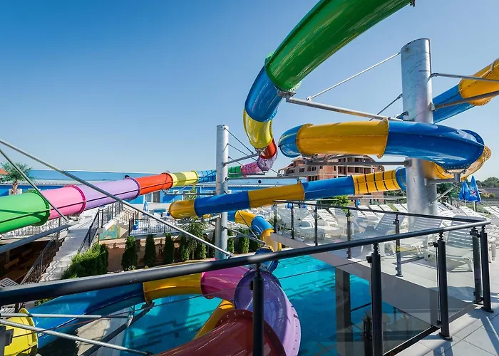 Hotel Garni Hollywoodland Wellness & Aquapark 4*