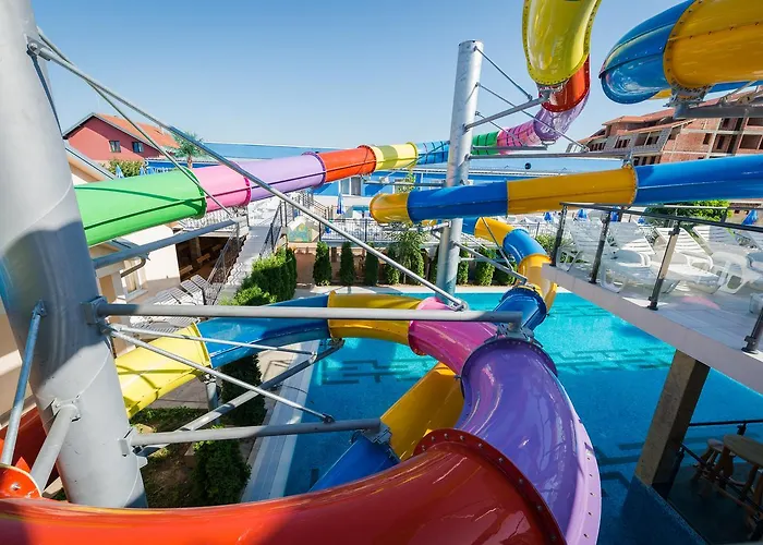 Garni Hollywoodland Wellness & Aquapark 4*